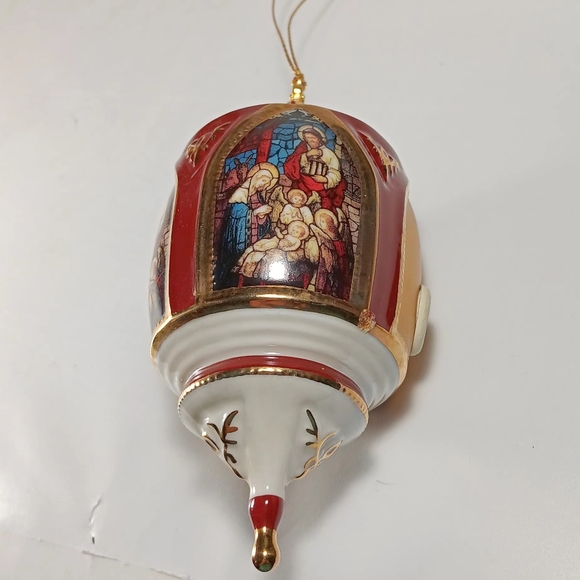 Bradford 2000 Illuminated Heirloom Miracles of Light Nativity of Peace Ornament - Picture 2 of 5